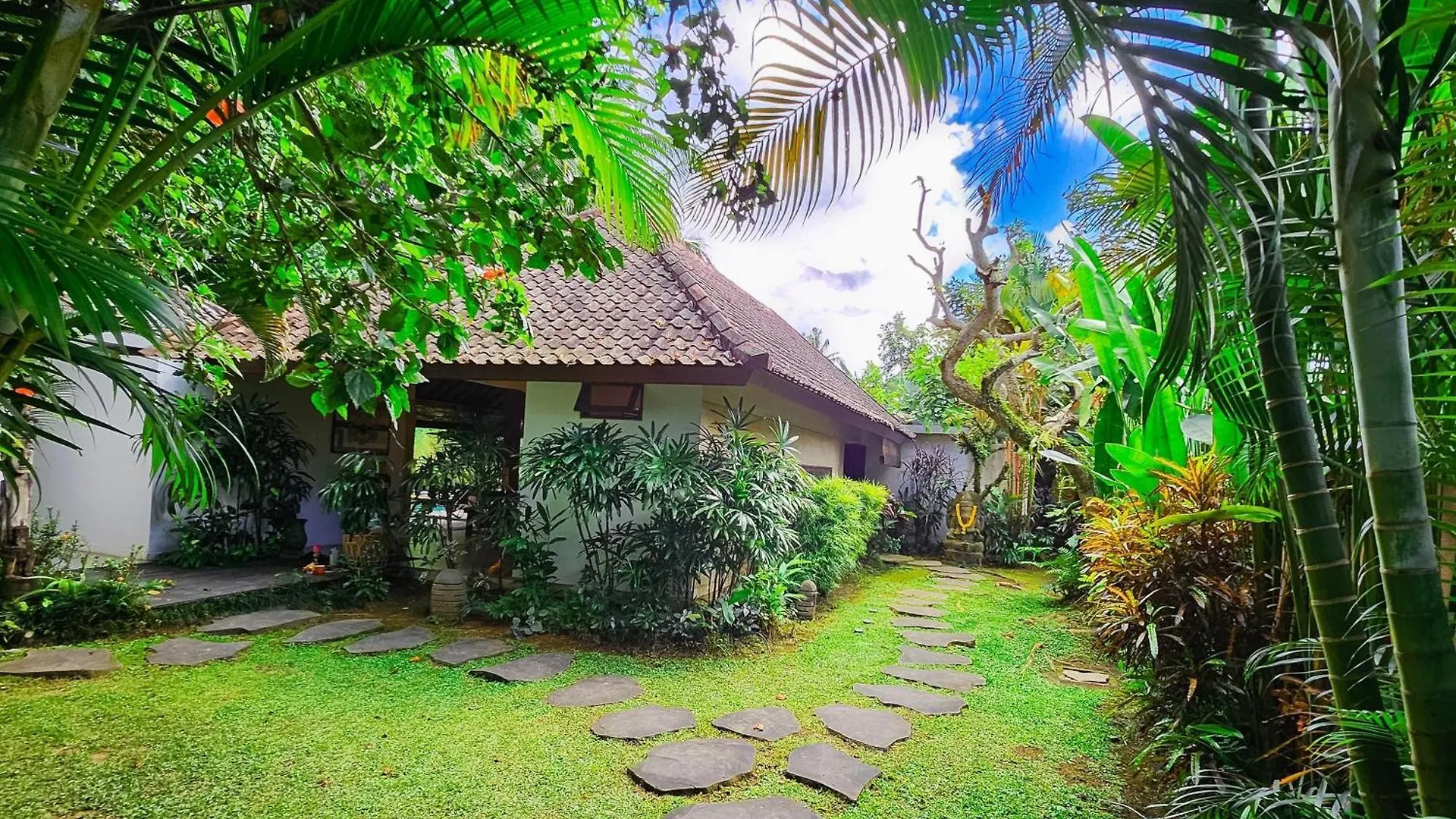Villa Sunari Ubud Indonesia
